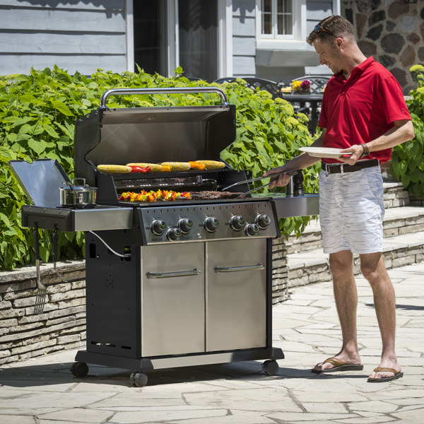 Broil King Baron S 590 Pro IR 5-Burner Propane Gas Grill With Rotisserie  and Sear Station