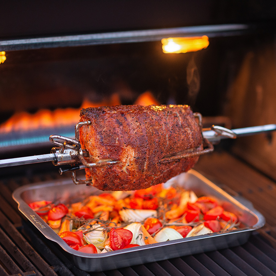 Effortlessly roast perfect rotisserie meals with this mechanical